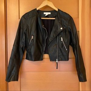 Cropped leather jacket